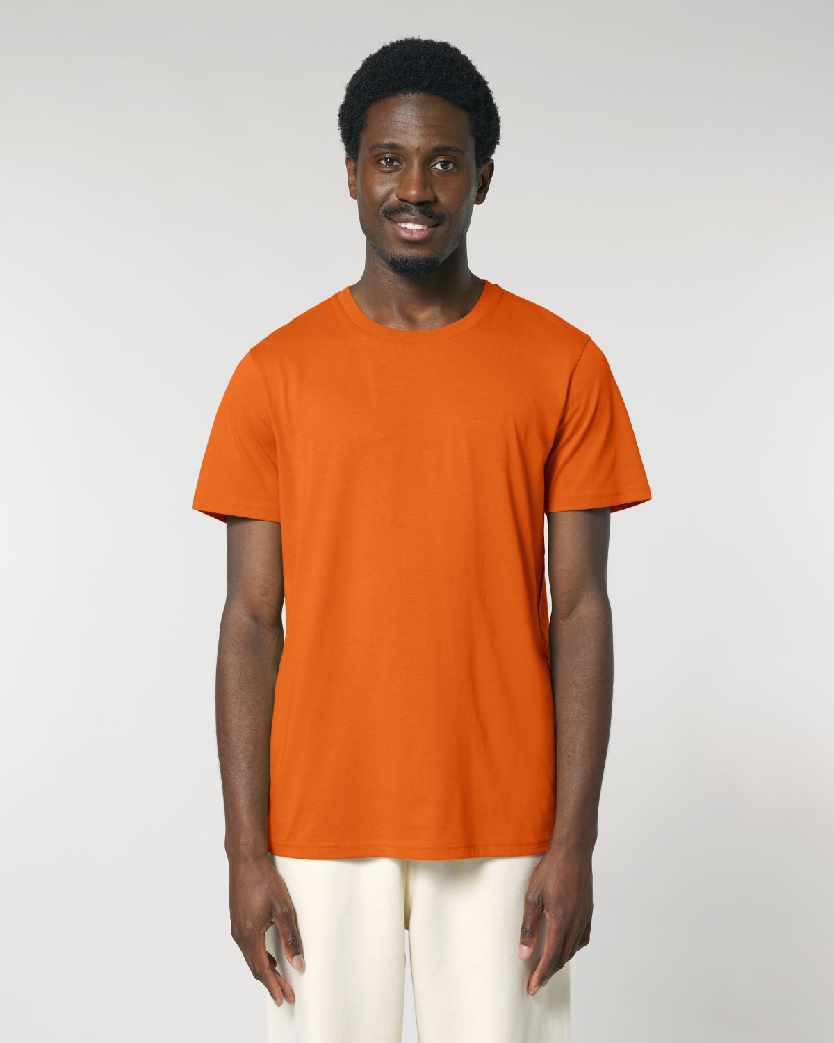 T-shirt unisex vestibilità mid-light  - Crafter
