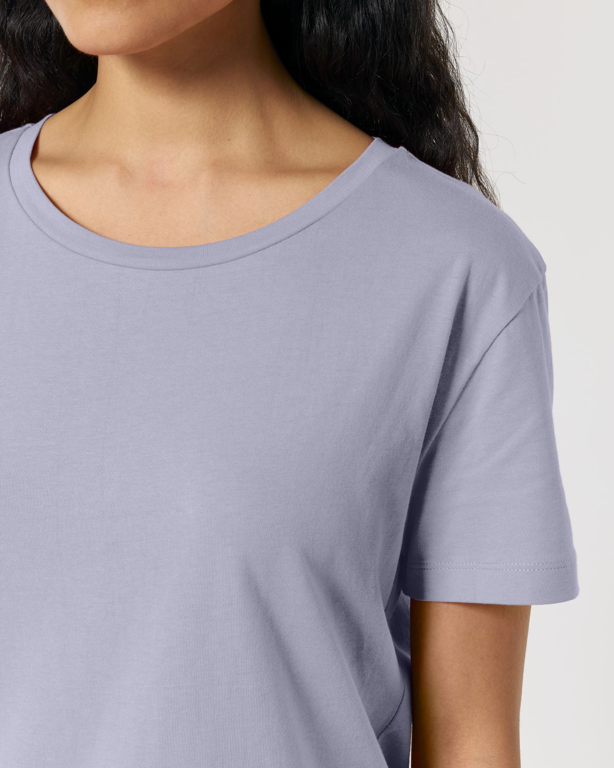 T-shirt da donna con scollo ampio - Stella Serena