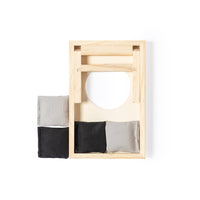 Gioco Cornhole - lancio sacchetti
