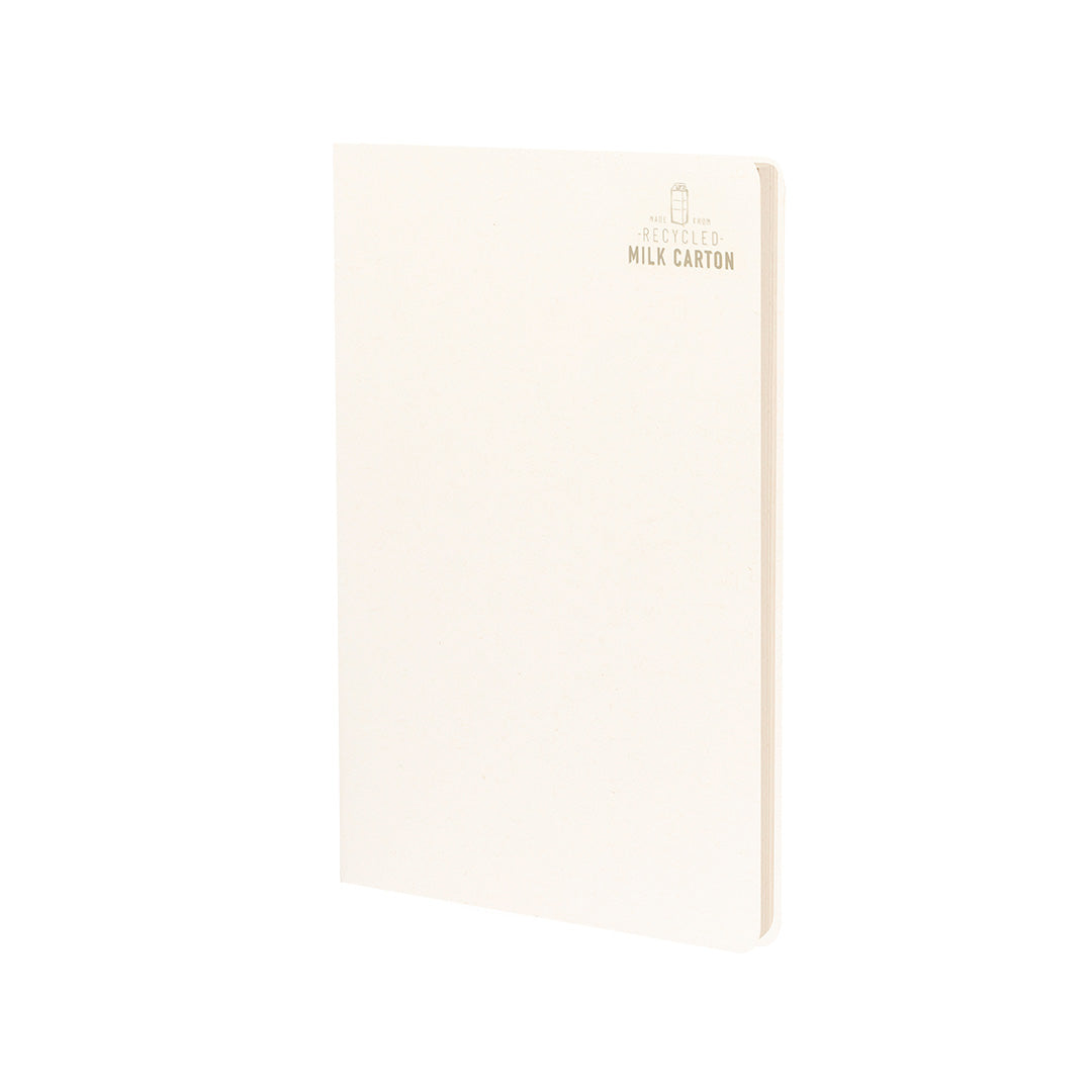 Quaderno A5 realizzato con cartone del latte riciclato